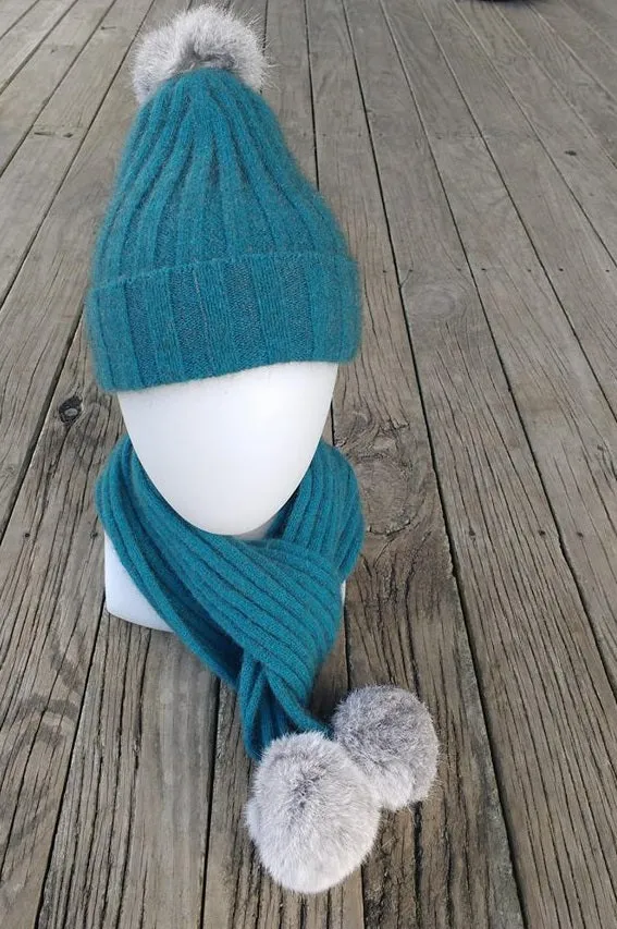 Cottontail Possum Merino Scarf