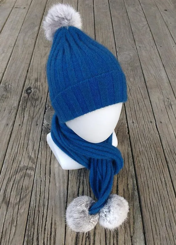 Cottontail Possum Merino Scarf