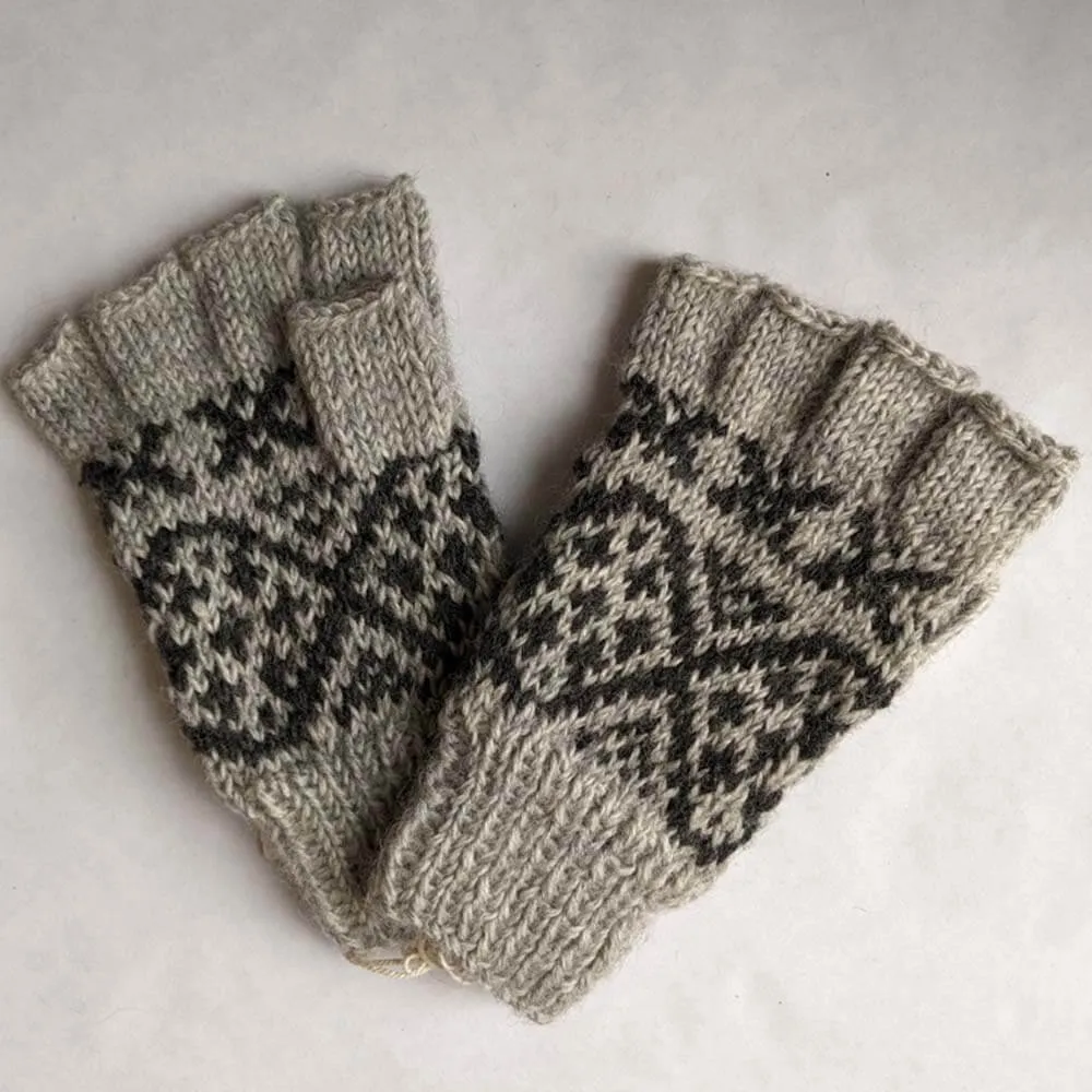 Greta Gloves