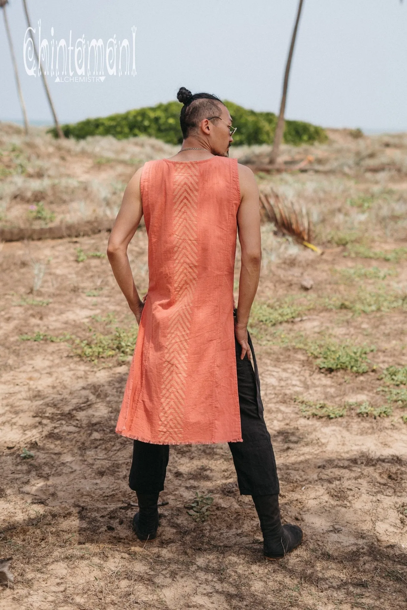 Organic Mens Long Top with Corners Print / Salmon Red