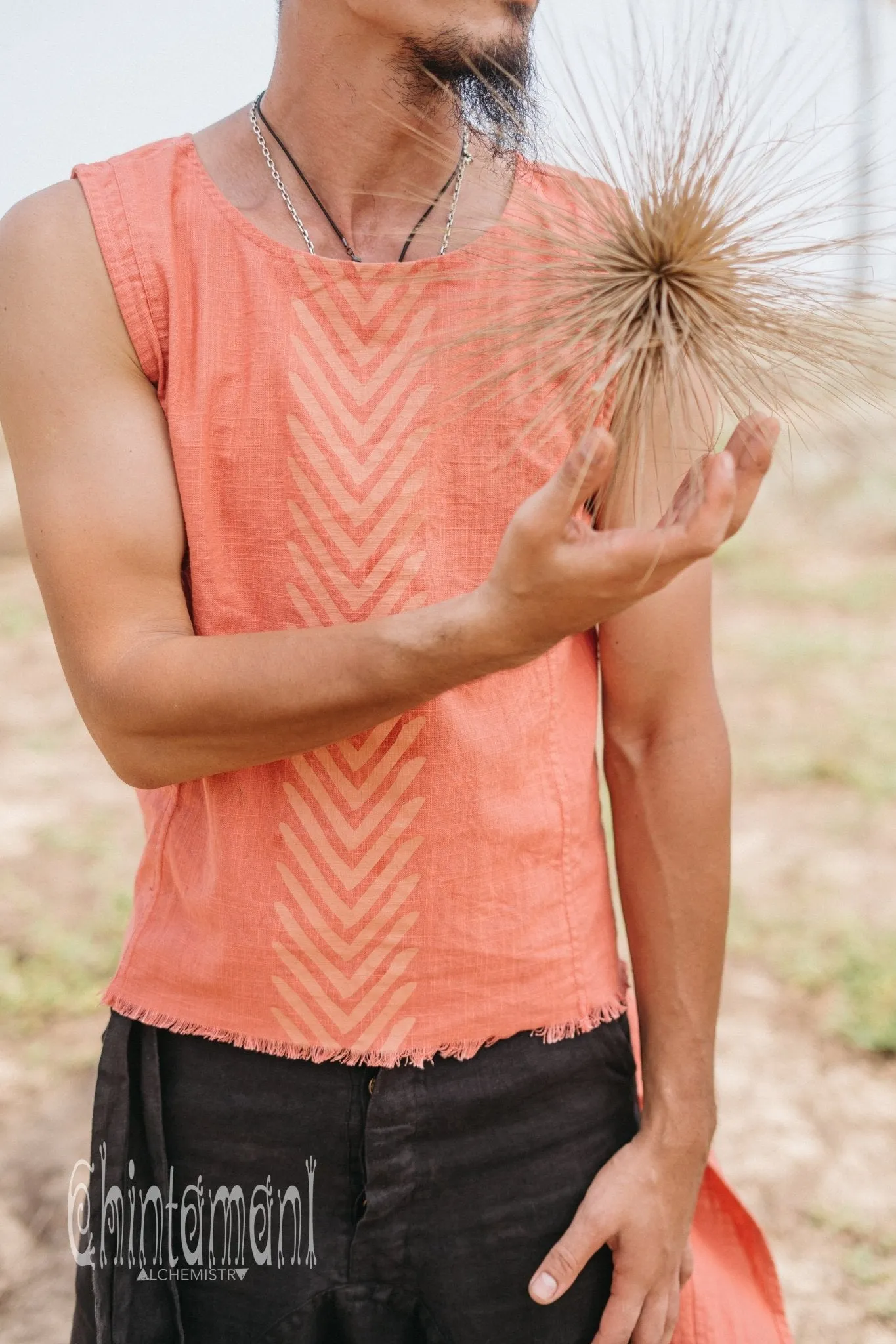 Organic Mens Long Top with Corners Print / Salmon Red