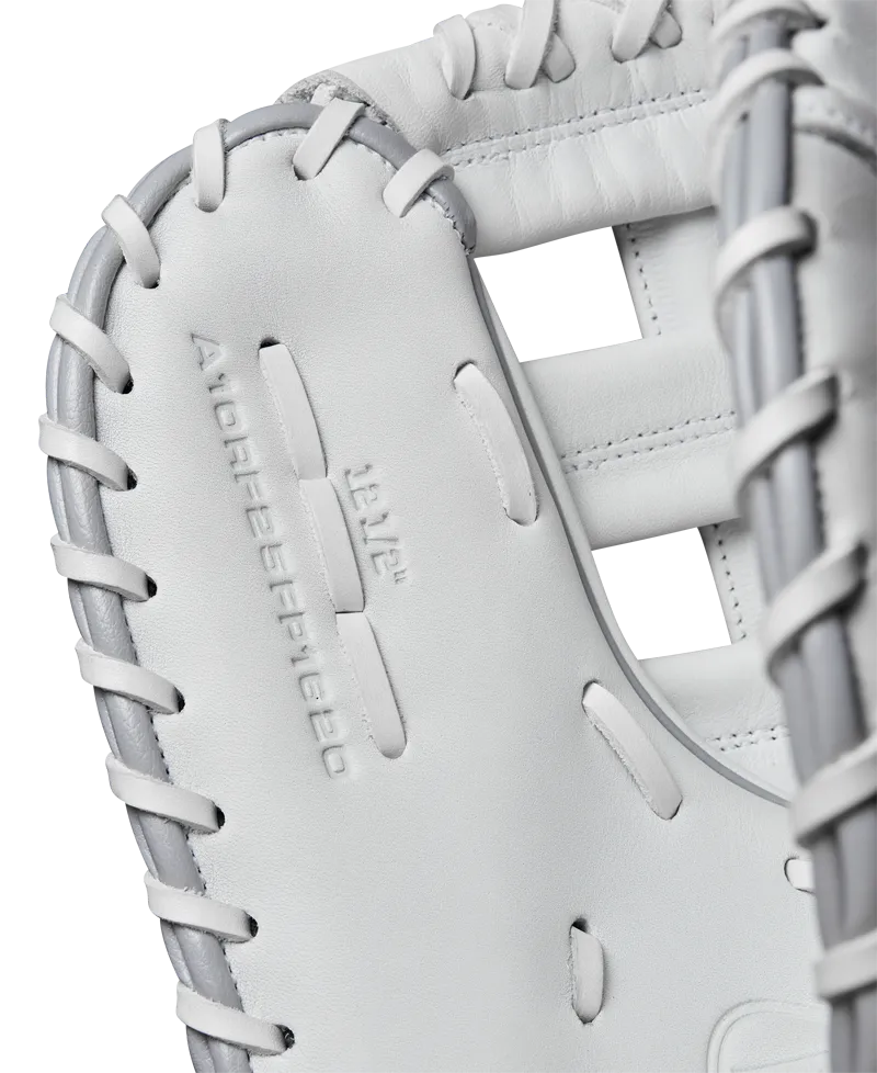 Wilson A1000 1620 12.5" Fastpitch First Base Mitt: WBW102598125